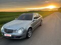 2002 Mercedes-Benz E-Класс 320 III (W211, S211), серебристый, 600000 рублей