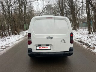 2012 Citroen Berlingo II Рестайлинг, белый, 800000 рублей, вид 3