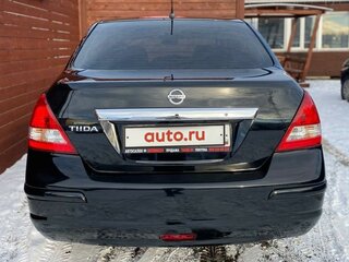 2011 Nissan Tiida I Рестайлинг, чёрный, 790000 рублей, вид 3
