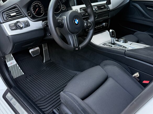 2016 BMW 5 серии 528i xDrive VI (F10/F11/F07) Рестайлинг, белый, 2800000 рублей - вид 8