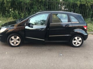 2009 Mercedes-Benz B-Класс 170 I (W245) Рестайлинг, чёрный, 650000 рублей, вид 4