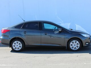 2016 Ford Focus III Рестайлинг, серый, 960000 рублей, вид 4