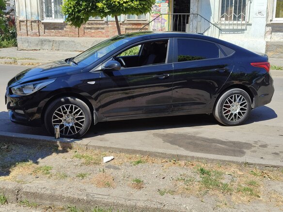 2018 Hyundai Solaris II, чёрный, 1500000 рублей - вид 16