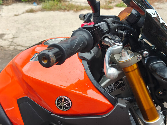 2015 Yamaha MT-09 (FZ-09), оранжевый, 650000 рублей - вид 7