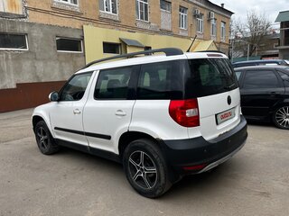 2011 Skoda Yeti I, белый, 550000 рублей, вид 4
