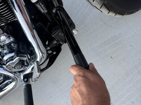 2025 Harley-Davidson Low Rider ST, серый, 2750000 рублей, вид 5