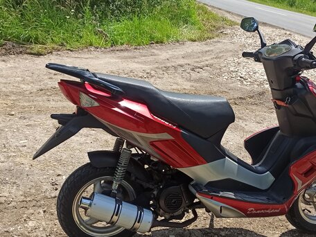 2009 ABM Delta, красный, 70000 рублей, вид 3