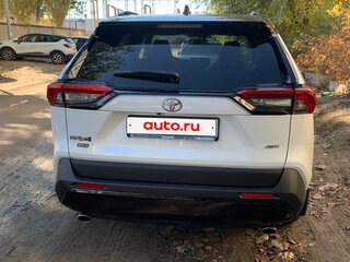 2021 Toyota RAV4 V (XA50), белый, 4650000 рублей, вид 4