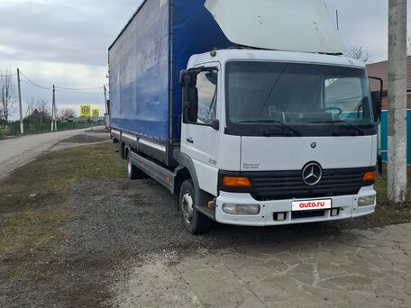 1999 Mercedes-Benz Atego, белый, 1900000 рублей, вид 2