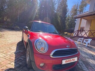 2012 Mini Hatch One II (R56) Рестайлинг, красный, 1300000 рублей, вид 2