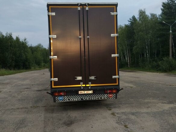 2003 Freightliner Business Class (FL), белый, 2200000 рублей - вид 1