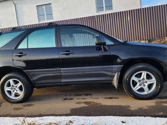 2001 Lexus RX 300 I, чёрный, 900000 рублей - вид 6