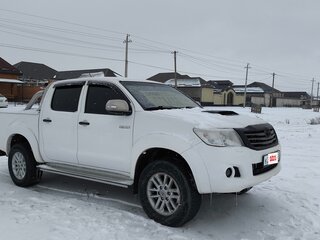 2013 Toyota Hilux VII Рестайлинг, белый, 2800000 рублей, вид 1