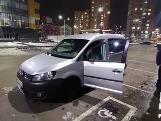 2012 Volkswagen Caddy III Рестайлинг, серебристый, 810000 рублей, вид 2