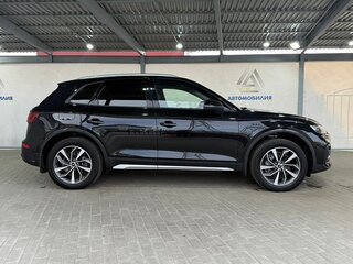 2021 Audi Q5 45 TFSI II (FY) Рестайлинг, чёрный, 4749000 рублей, вид 5