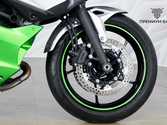 2025 Kawasaki Ninja 7, серебристый, 899000 рублей - вид 10