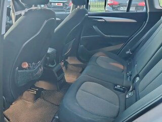2019 BMW X1 18i sDrive II (F48), белый, 1880000 рублей, вид 3