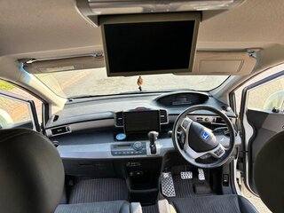 2012 Honda Freed Spike I Рестайлинг, белый, 1350000 рублей, вид 4