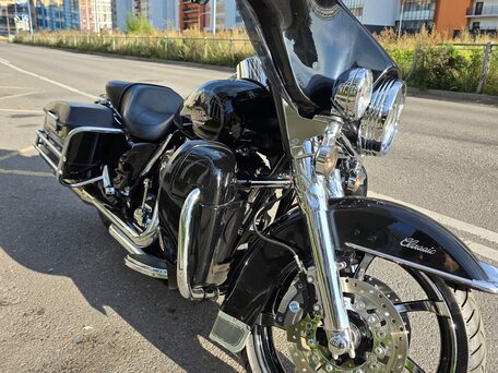 2010 Harley-Davidson Electra Glide, чёрный, 1150000 рублей, вид 1