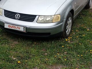 1999 Volkswagen Passat B5, серебристый, 320000 рублей, вид 1