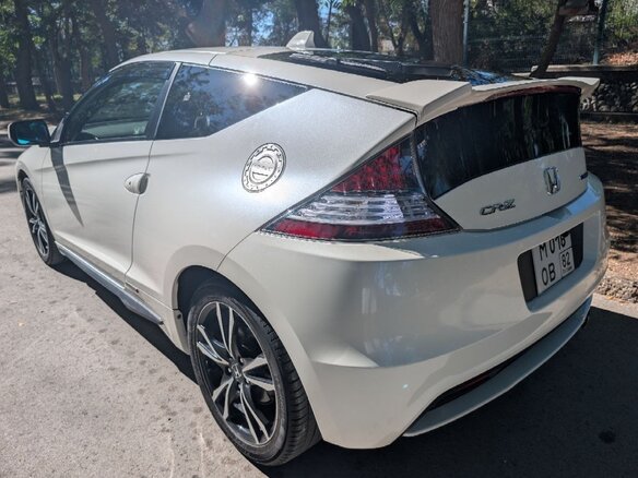 2013 Honda CR-Z Hybrid I Рестайлинг, белый, 1599500 рублей - вид 2