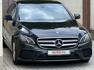 2018 Mercedes-Benz E-Класс 200 V (W213, S213, C238), чёрный, 3590000 рублей, вид 1