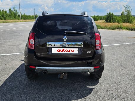 2014 Renault Duster I, коричневый, 740000 рублей, вид 4