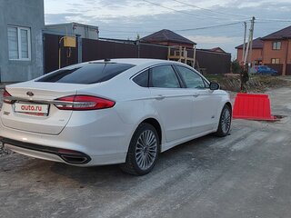 2016 Ford Fusion (North America) II Рестайлинг, белый, 1850000 рублей, вид 4