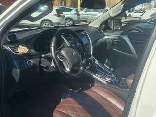 2018 Mitsubishi Pajero Sport III, белый, 2780000 рублей, вид 5