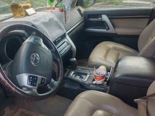 2008 Toyota Land Cruiser 200 Series, серый, 3000000 рублей, вид 4