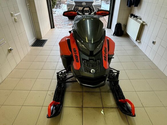 2019 BRP Ski-Doo Expedition Xtreme 850, красный, 1950000 рублей
