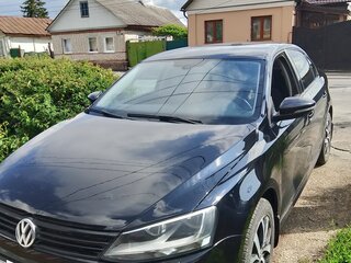 2013 Volkswagen Jetta VI, чёрный, 1050000 рублей, вид 1
