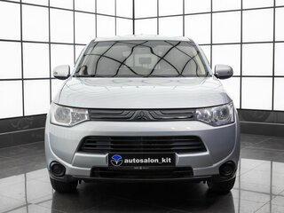 2013 Mitsubishi Outlander III, серебристый, 1439000 рублей, вид 2