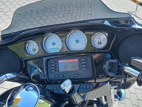 2021 Harley-Davidson Street Glide, серый, 1480000 рублей, вид 2