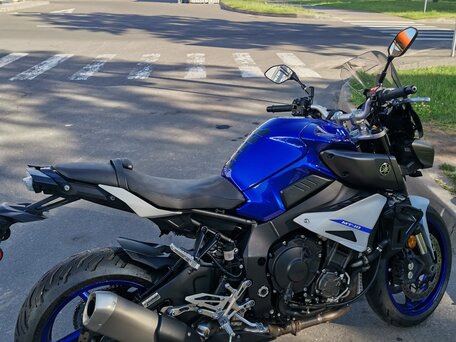 2020 Yamaha MT-10, синий, 1100000 рублей, вид 2
