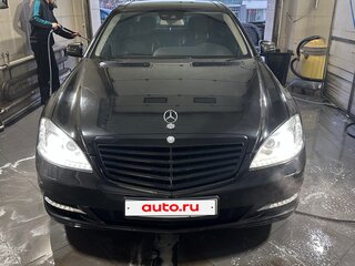 2011 Mercedes-Benz S-Класс 500 V (W221) Рестайлинг, чёрный, 2850000 рублей, вид 2
