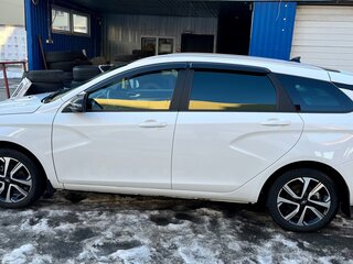 2024 Lada (ВАЗ) Vesta SW I Рестайлинг (NG), белый, 1630000 рублей, вид 3