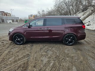 2016 Kia Carnival III, красный, 2150000 рублей, вид 3