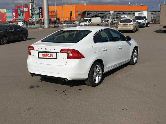 2016 Volvo S60 II Рестайлинг, белый - вид 5