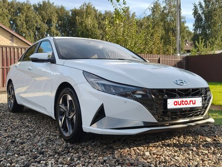 2022 Hyundai Elantra VII (CN7), белый, 2100000 рублей, вид 4