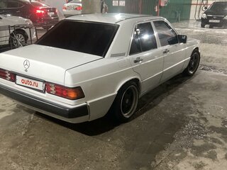 1990 Mercedes-Benz 190 (W201), белый, 575000 рублей, вид 5