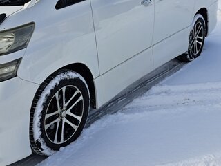 2010 Toyota Vellfire I, белый, 1950000 рублей, вид 3