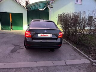 2019 Skoda Octavia III (A7) Рестайлинг, зелёный, 1290000 рублей, вид 1