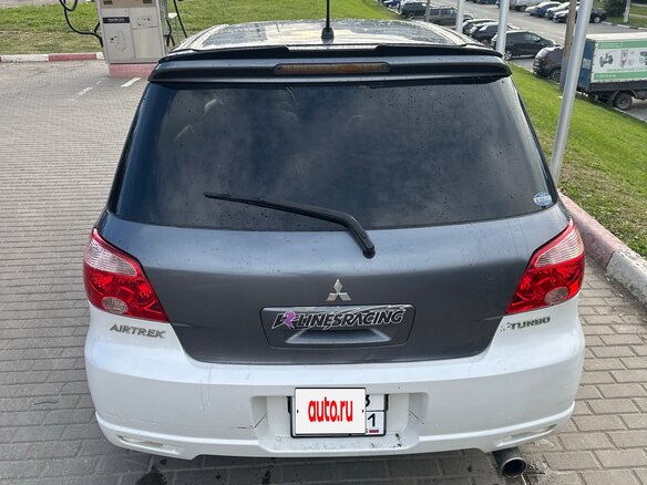 2004 Mitsubishi Outlander I, серый, 950000 рублей - вид 3