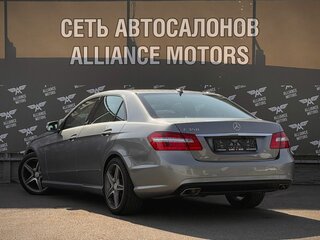 2009 Mercedes-Benz E-Класс 350 IV (W212, S212, C207), серый, 1315000 рублей, вид 5
