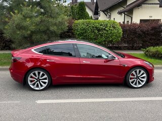 2018 Tesla Model 3 Performance I, красный, 3100000 рублей, вид 4