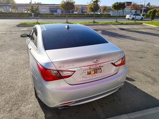 2012 Hyundai Sonata VI (YF), серебристый, 650000 рублей, вид 4