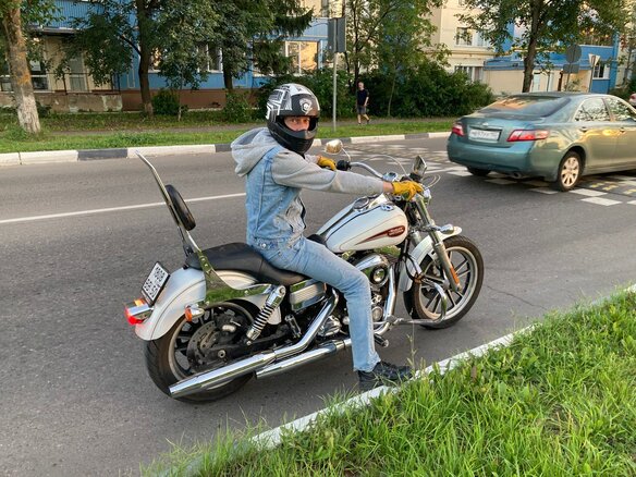 2007 Harley-Davidson Dyna Low Rider, белый, 800000 рублей - вид 6