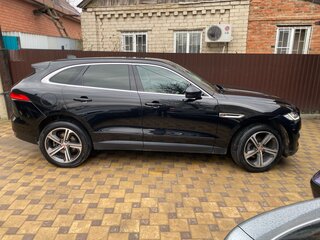 2016 Jaguar F-Pace I, чёрный, 2390000 рублей, вид 4