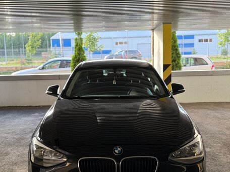 2013 BMW 1 серии 116i II (F20/F21), чёрный, 960000 рублей, вид 1